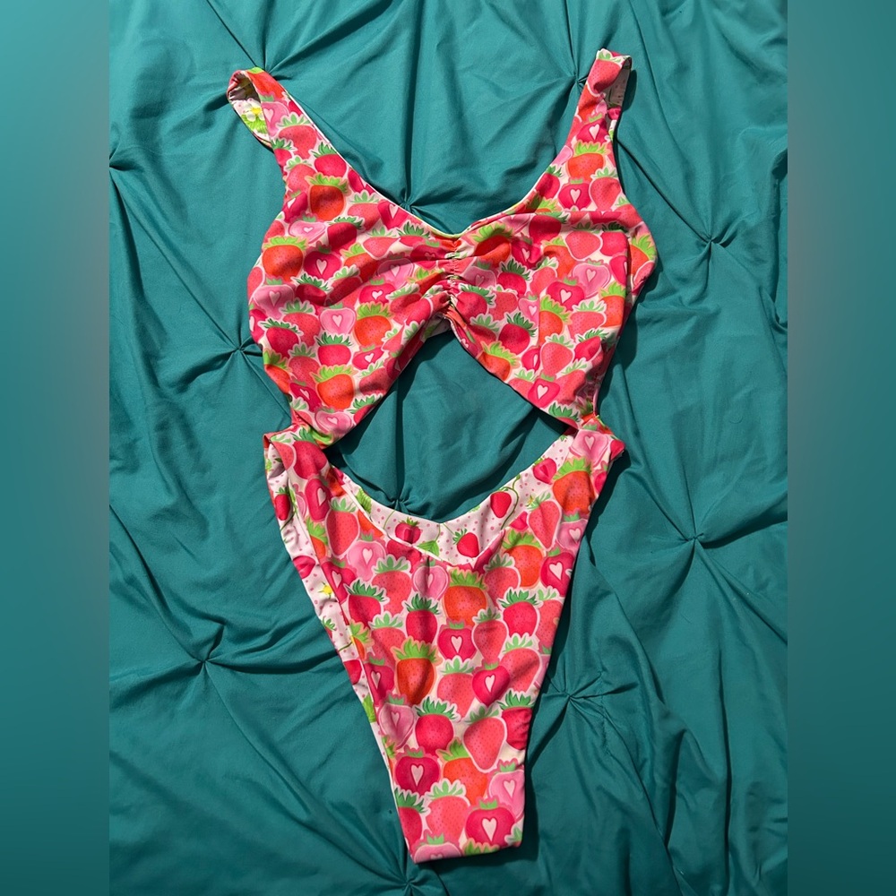 Moana Bikini One Piece - Strawberry Delight
